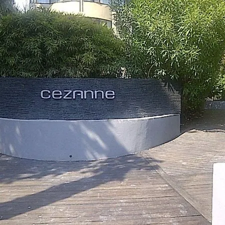 Hotell Cezanne